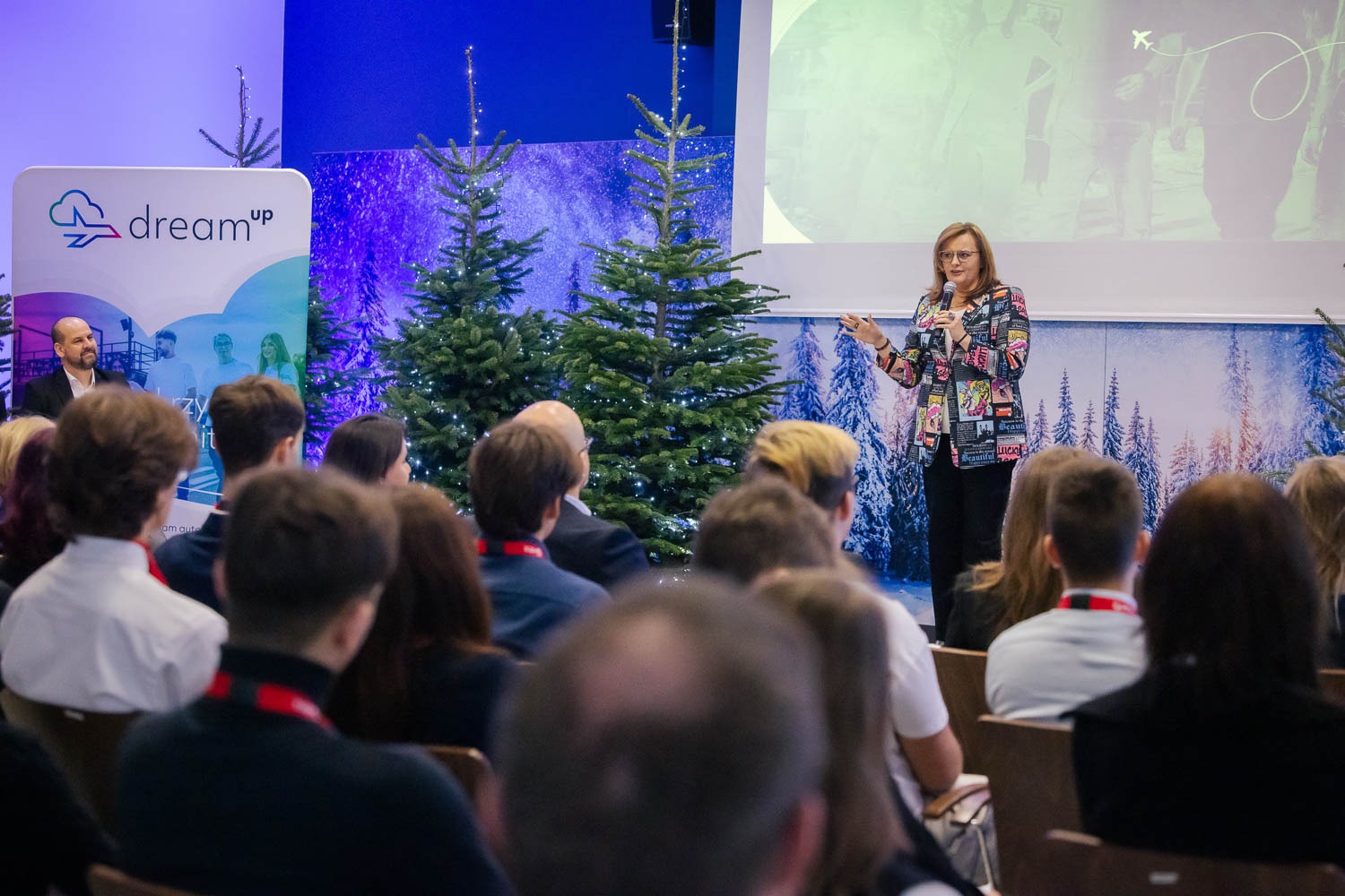 zdjęcie z uroczystego otwarcia 2 edycji programu DreamUp w kampusie firmy Pratt&Whitney w Rzeszowie, fot. Tadeusz Poźniak